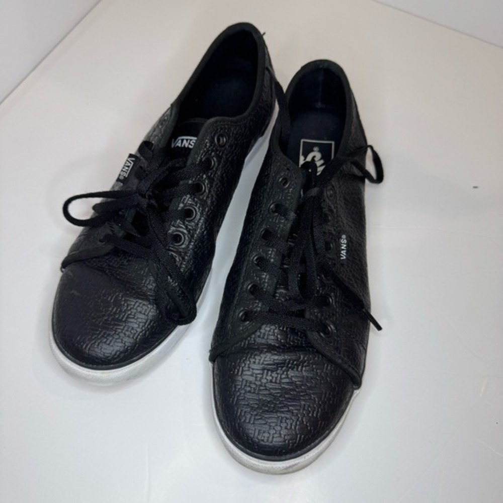 Vans Women Low Top Sneakers Black Leather Lace Up 8 38.5 Streetwear Skater Comfy